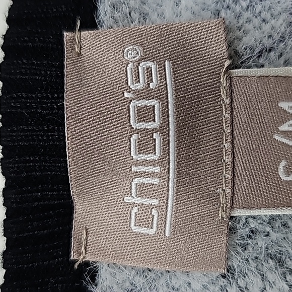 Chico's houndstooth plaid sweater poncho. Black and White, Size S/M - Picture 6 of 8